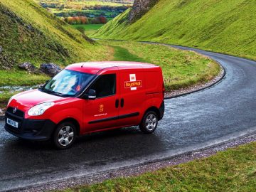 Royal Mail halts international services after cyberattack scaled