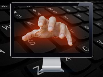 monitor hand reach 650 scaled