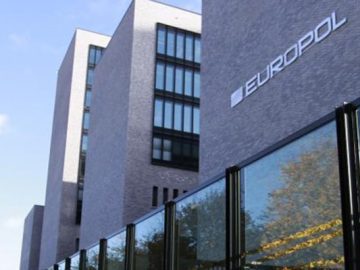 Cops make arrests and seize drugs after hacking Exclu encrypted messaging app Cops make arrests and seize drugs after hacking Exclu encrypted messaging app