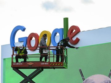 Googling for Software Downloads Is Extra Risky Right Now scaled