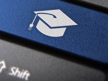 Jaguar Land Rover to offer almost 300 apprenticeships Jaguar Land Rover to offer almost 300 apprenticeships