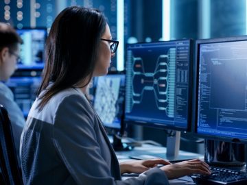 How Emerging Trends in Virtual Reality Impact Cybersecurity scaled