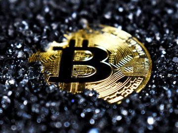 US seizes 112 million from cryptocurrency investment scammers scaled