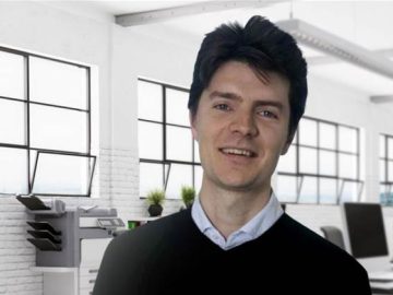 Monoova manoeuvres into space left by POLi Finance.jpgh420w748c0s0