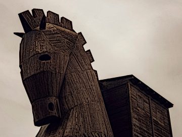 Malvertiser copies PC news site to deliver infostealer