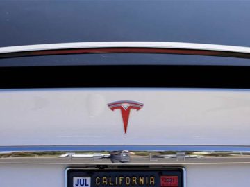 Tesla wins first US Autopilot trial involving fatal crash.JPGh420w748c0s0