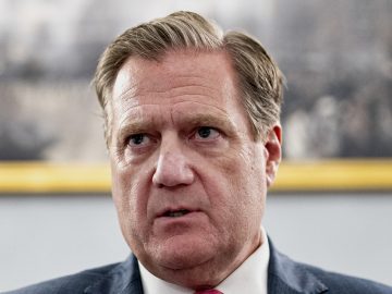 US Congress Report Calls for Privacy Reforms After FBI Surveillance ‘Abuses’ US Congress Report Calls for Privacy Reforms After FBI Surveillance 'Abuses'