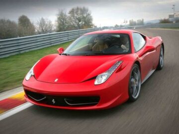 Government likens myGov to a garaged Ferrari