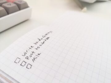 My paper to-do strategy | victoria.dev A picture of my task list