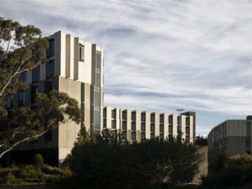 Monash University’s tech leader exits – Training & Development Monash University's tech leader exits