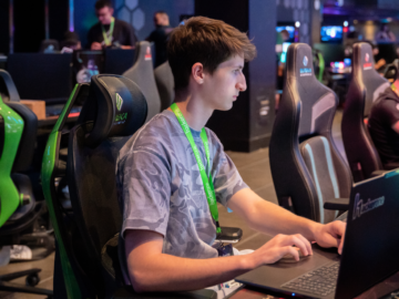 How a Privilege Escalation Led to Unrestricted Admin Account Creation in Shopify Hackerone logo