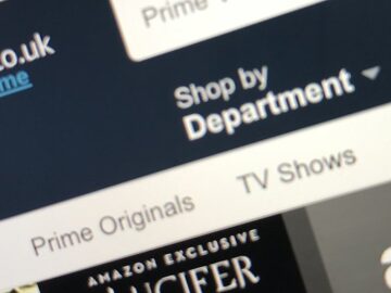 Behind the scenes at Amazon UK’s robotic-powered warehouse Behind the scenes at Amazon UK’s robotic-powered warehouse