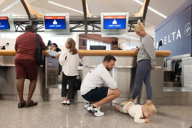 Aviation sector faces heightened cyber risks due to vulnerable software, aging tech