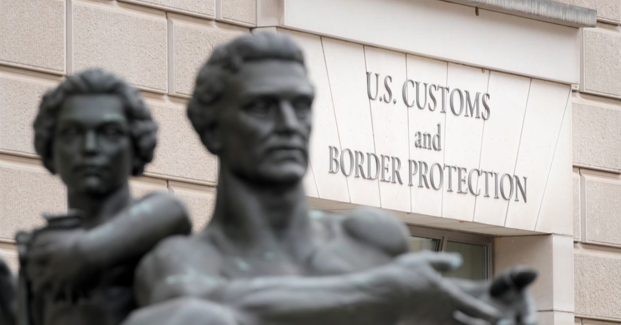 Homeland Security Email Tells a US Citizen to ‘Immediately’ Self-Deport Homeland Security Email Tells a US Citizen to 'Immediately' Self-Deport