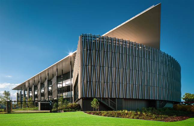 University of the Sunshine Coast puts Azure at core of transformation program University of the Sunshine Coast puts Azure at core of transformation program