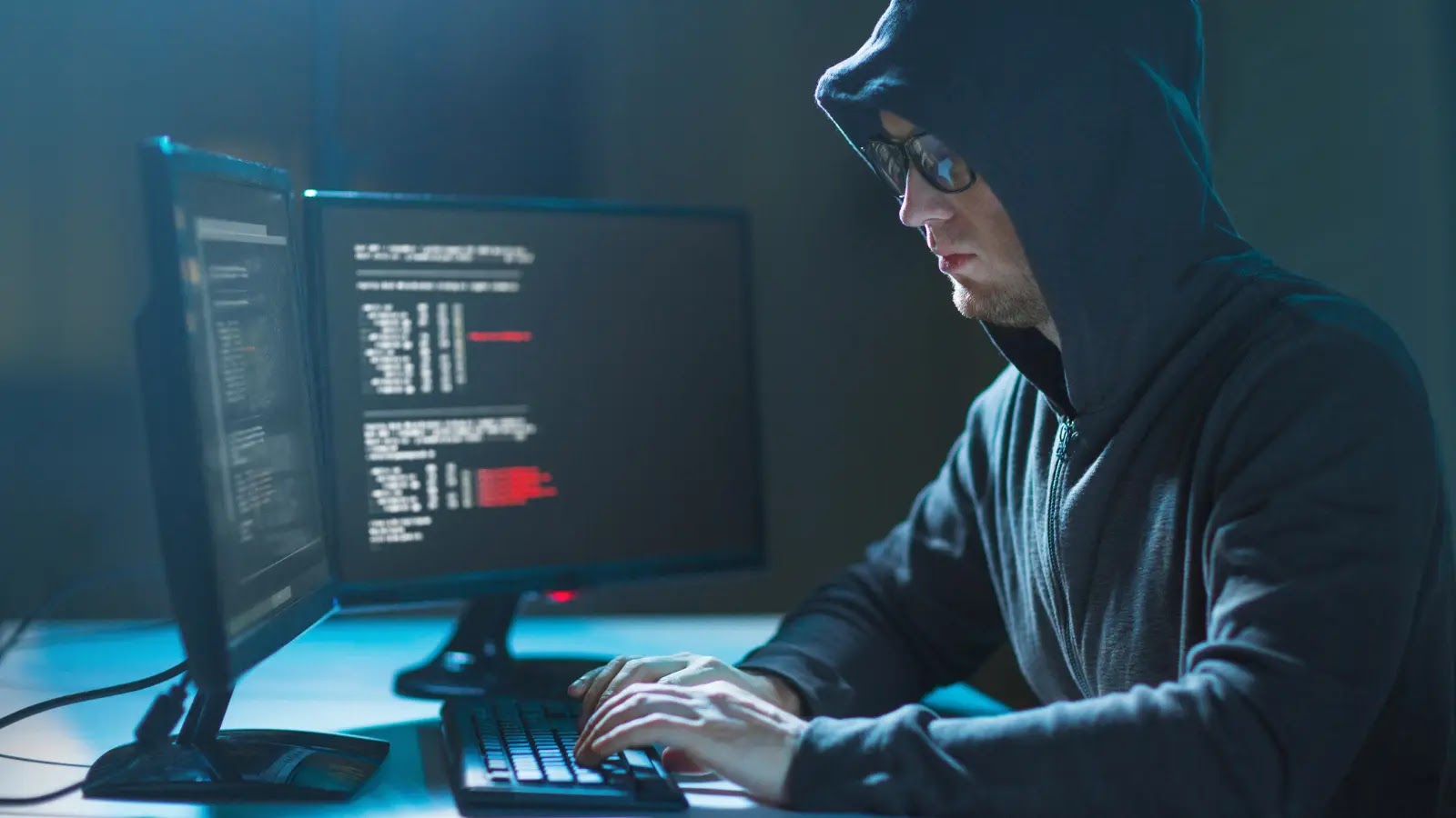 Cybercrime Escalates in 2025 as Hackers Target Everyday Devices with Sophisticated Attacks