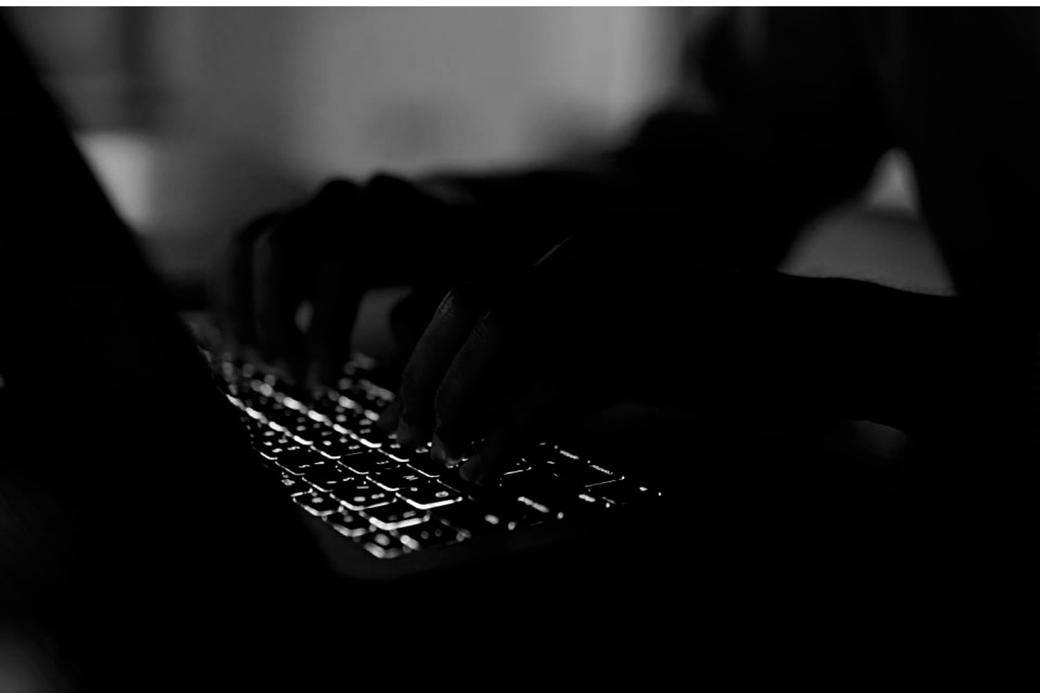 Husband Hacks Scammers Who Targeted His Wife, Gave USPS Investigators Info