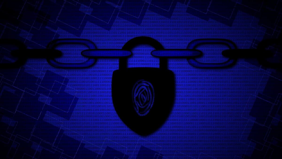 Zero Trust in the Age of Digital Transformation: The New Cybersecurity Paradigm Zero Trust in the Age of Digital Transformation: The New Cybersecurity Paradigm