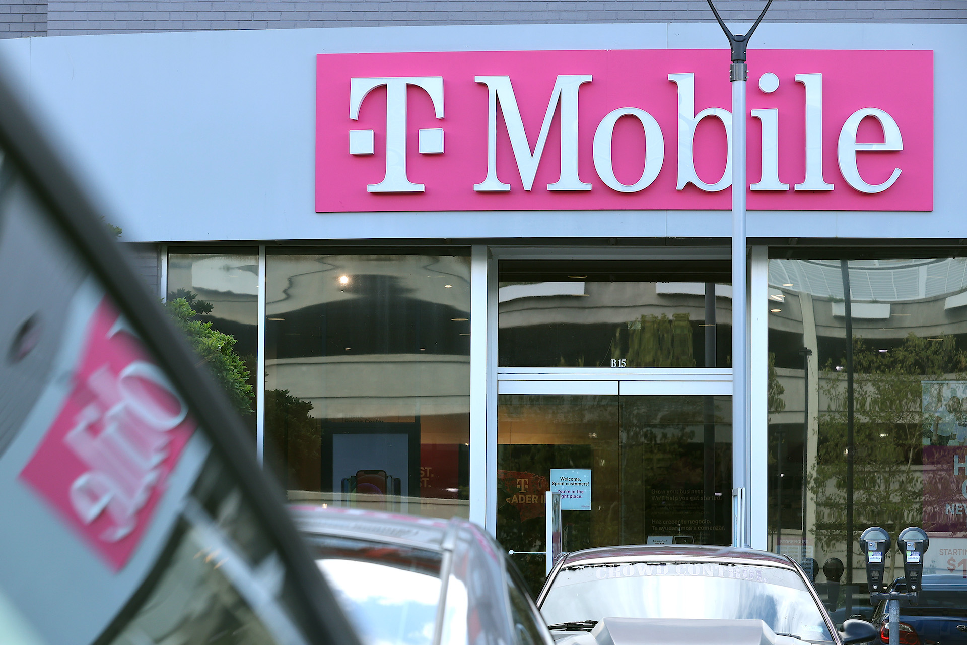 Court rebuffs request by telecoms to review $92 million privacy fine T-Mobile