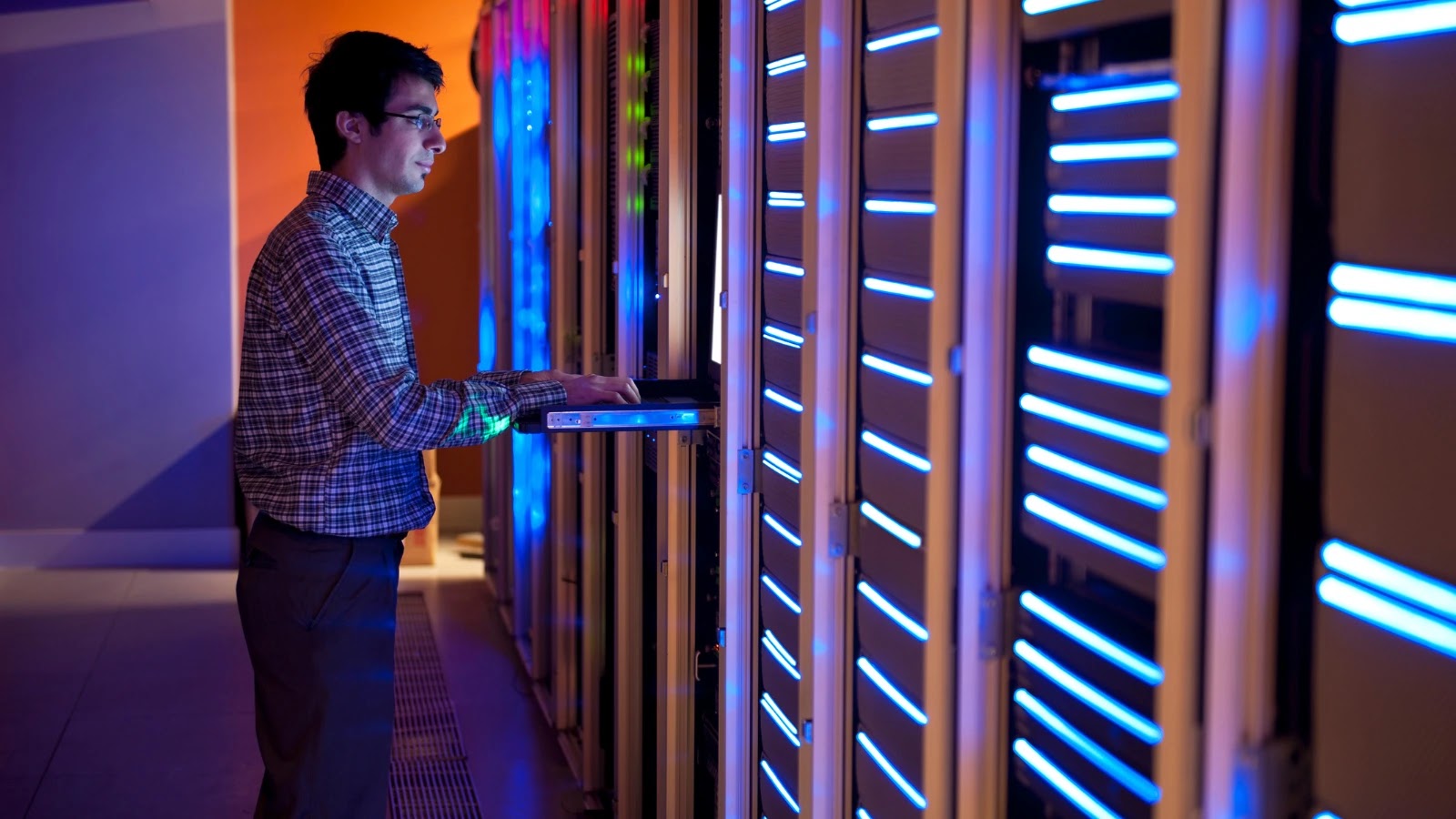 Hackers Hijack VPS Servers to Breach Software-as-a-Service Accounts Hackers Hijack VPS Servers to Breach Software-as-a-Service Accounts