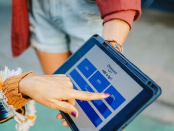 How to Protect Yourself From Portable Point-of-Sale Scams