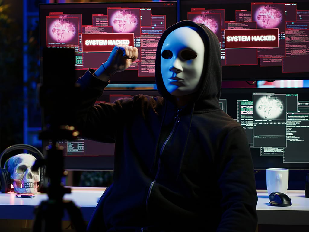 Countering The Adaptive Playbook of Modern Threat Actors Countering The Adaptive Playbook of Modern Threat Actors