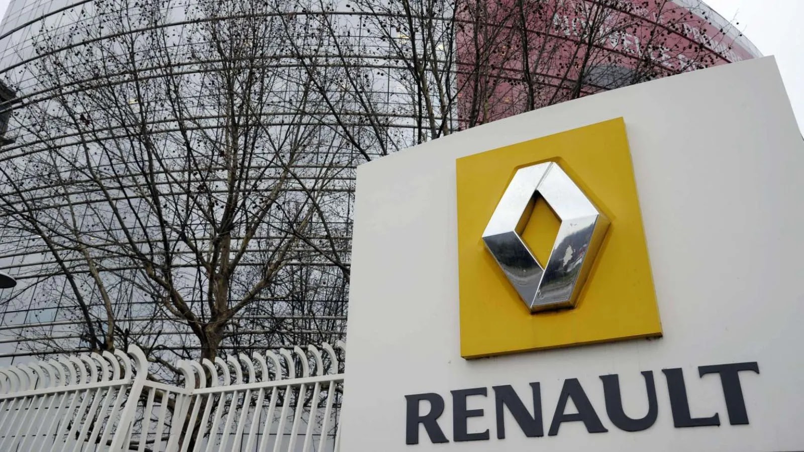 Renault UK Suffers Cyberattack – Hackers Stolen Users Customers Personal Data Renault UK Suffers Cyberattack - Hackers Stolen Users Customers Personal Data