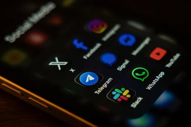 CISA urges mobile security as it warns of sophisticated spyware attacks