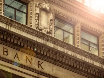 Financial sector’s vendors lag behind it on cybersecurity Financial sector’s vendors lag behind it on cybersecurity