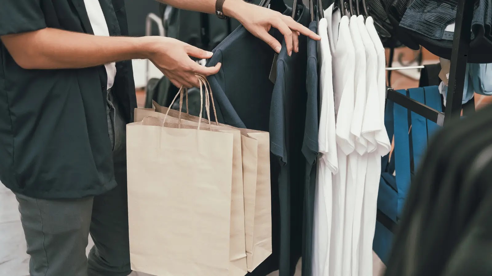 Cybercriminals Registering Fake Shopping Domains to Target Users This Holiday Season