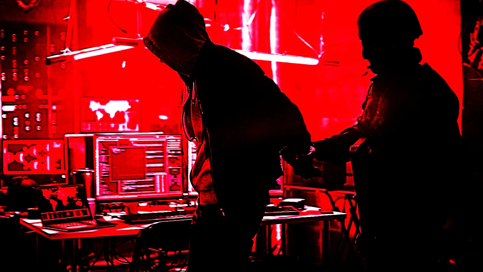 Former Coinbase support agent arrested for helping hackers