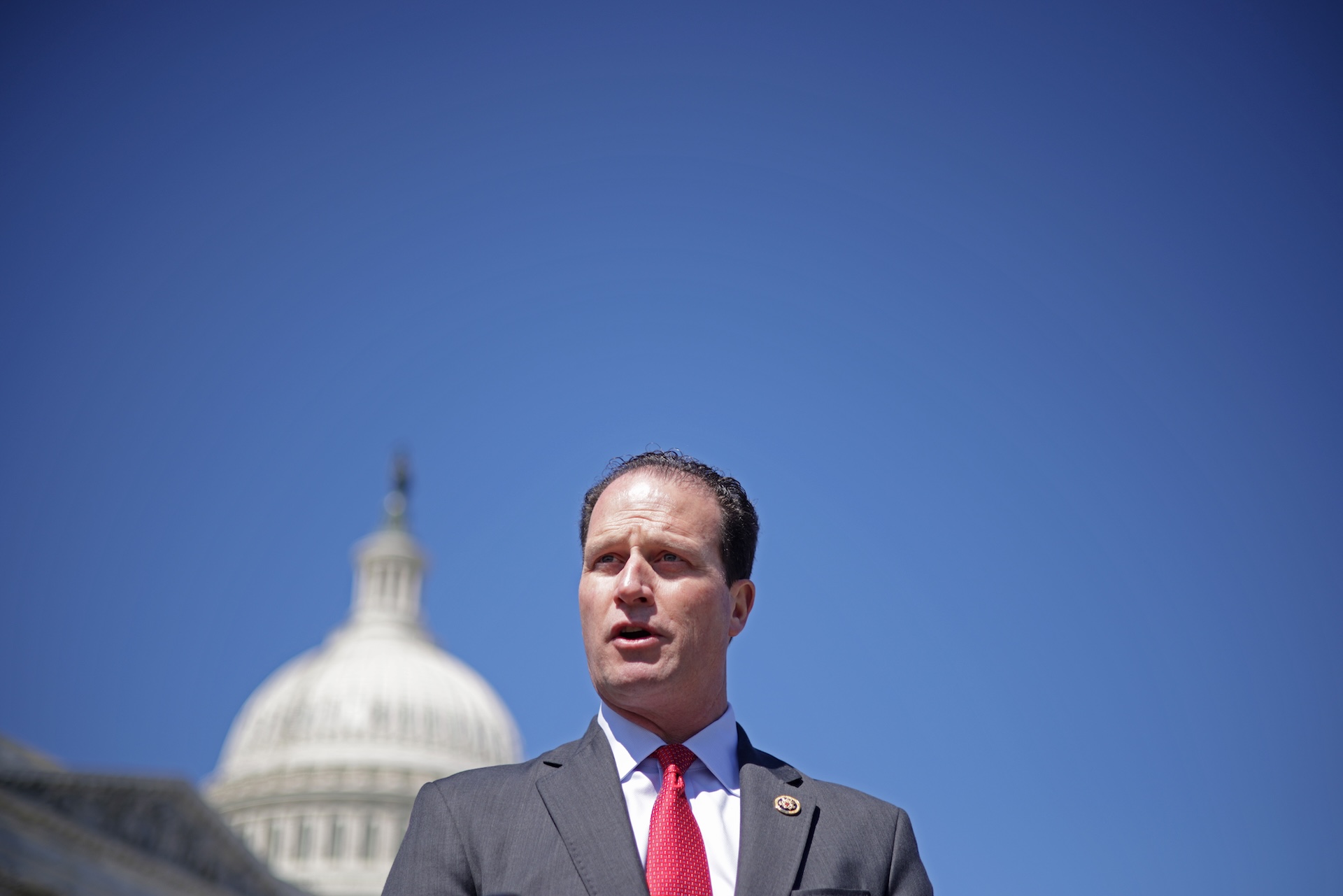 Legislation would designate ‘critical cyber threat actors,’ direct sanctions against them