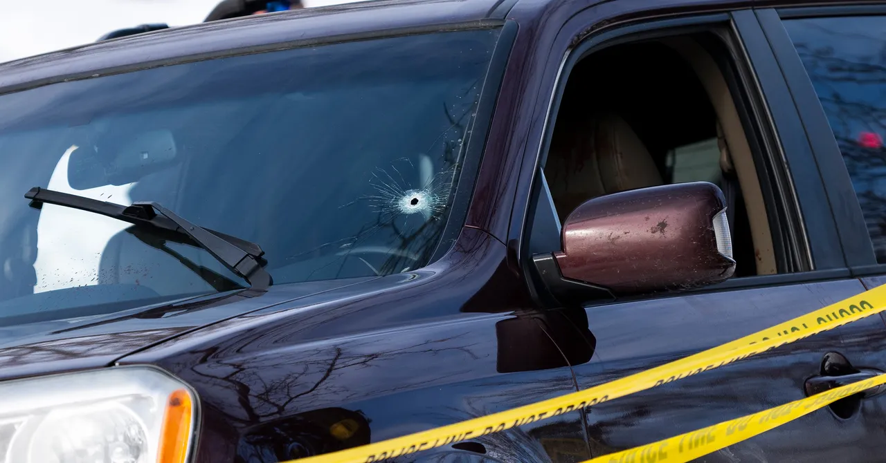 GoFundMe Ignores Own Rules by Hosting a Legal-Defense Fund for the ICE Agent Who Killed Renee Good