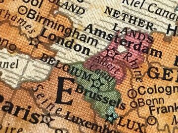 €126bn in Dutch tech projects blocked by permits and grid limits