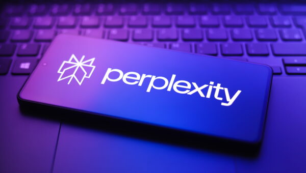 Appeals court temporarily pauses order blocking Perplexity’s AI shopping agent on Amazon