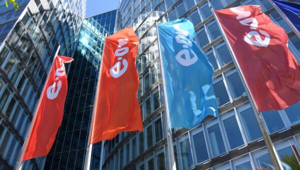 Eon, E.ON, Fahnen, 16:9