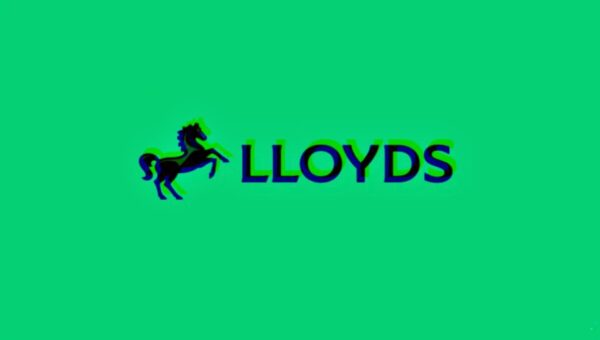 Lloyds to Compensate 450,000 Customers After App Glitch Exposed Data