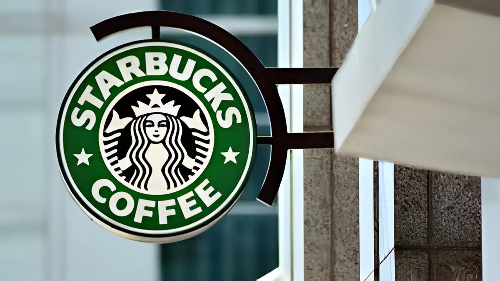 Starbucks Data Breach Exposes Personal Data of Hundreds of Users