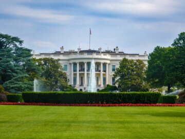 Trump’s cyber strategy emphasizes offensive operations, deregulation, AI