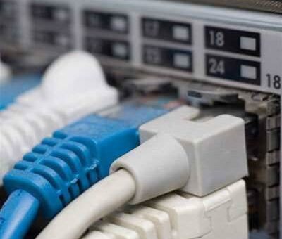 US regulator bans imports of new foreign-made routers