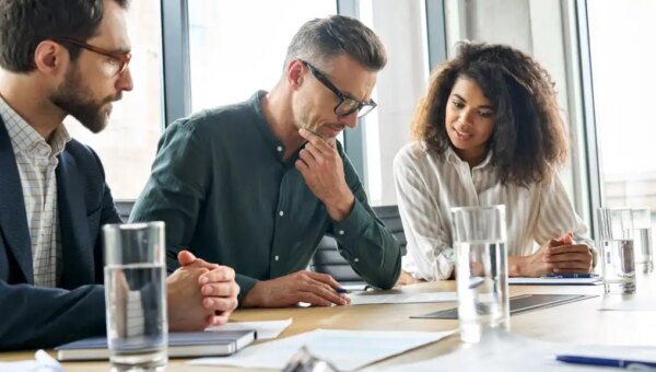 Contract Signing 16z9