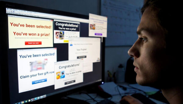 AI-Driven Pushpaganda Scam Exploits Google Discover to Spread Scareware and Ad Fraud