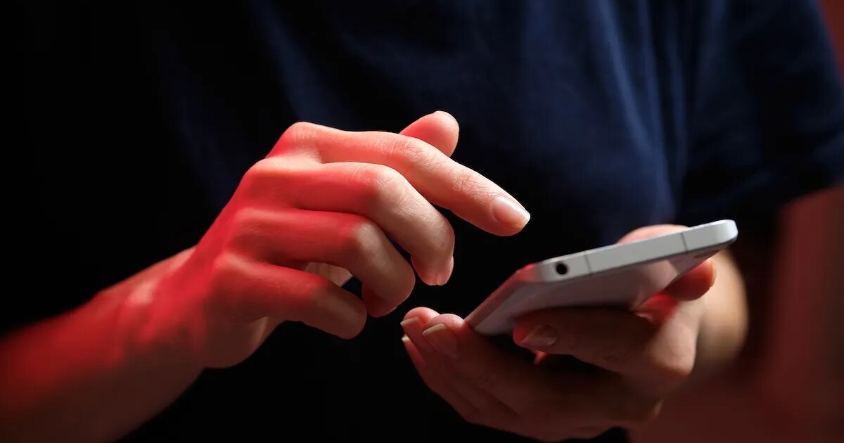 AI clickbait can turn your notifications into a scam feed