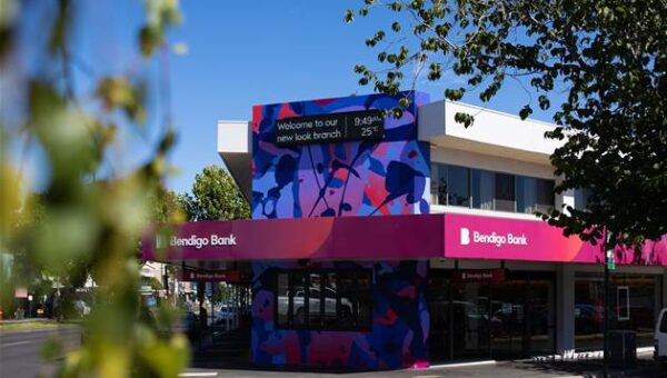 Bendigo Bank rebuffs pressure to reveal staff impact of outsourcing
