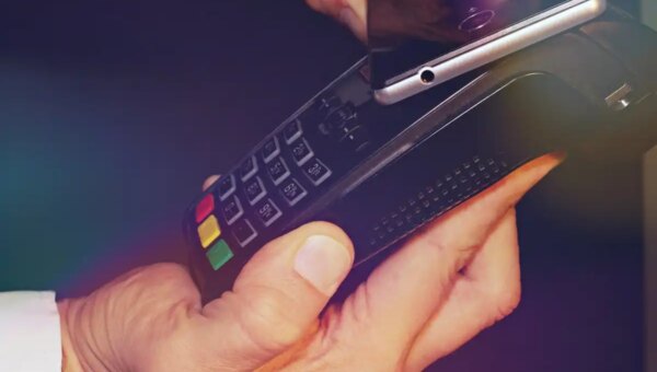 NFC tap-to-pay gets tapped by hackers