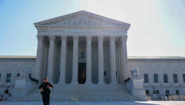 Supreme Court justices skeptically question both sides in geofence surveillance case
