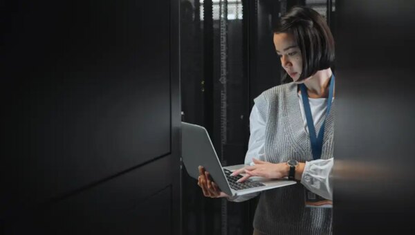 Network DC Specialist 16z9 DE Only