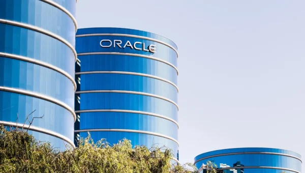 ShinyHunters linked to exploitation of critical flaw in Oracle PeopleSoft