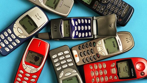 The FCC Wants to Kill Burner Phones