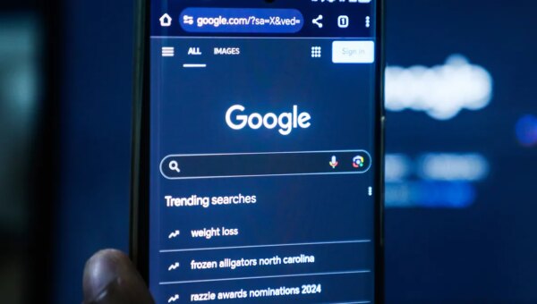 Top Google Security Staff Warn Search Data Could Be Hacked if EU Rules Change